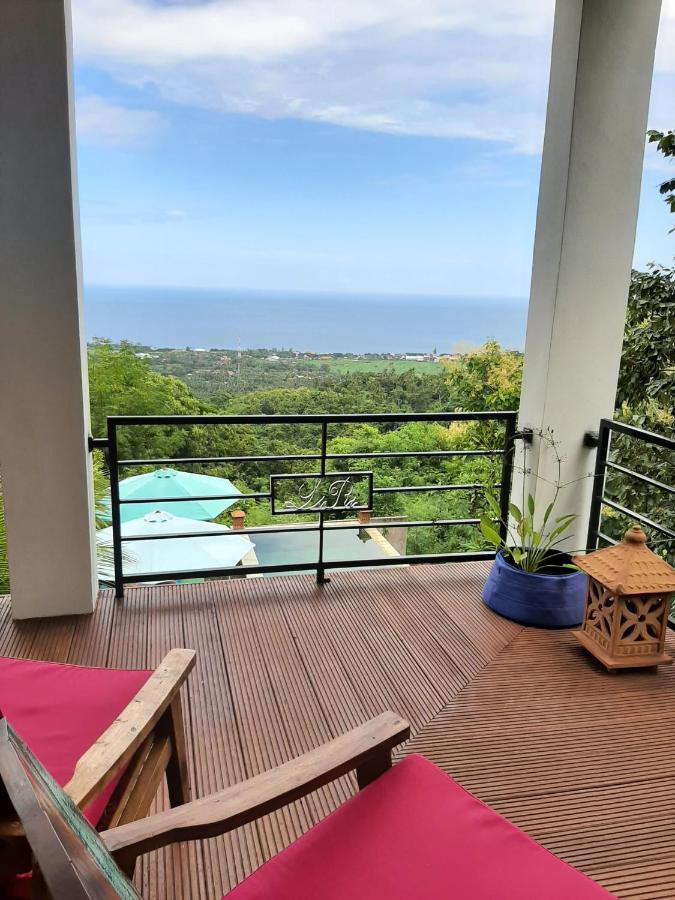Liri Villa - Ocean, Hills, Valley View Lovina  Luaran gambar