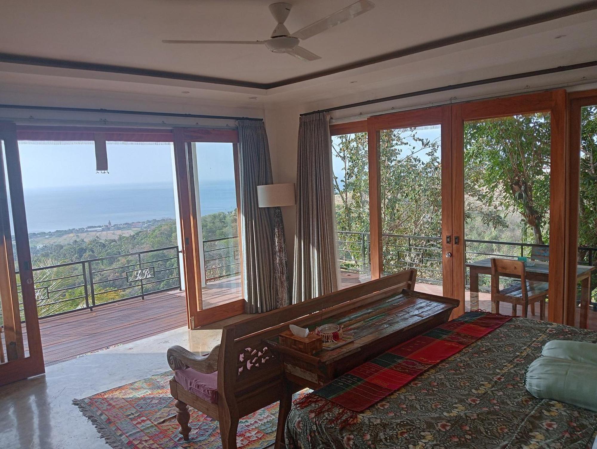 Liri Villa - Ocean, Hills, Valley View Lovina  Luaran gambar